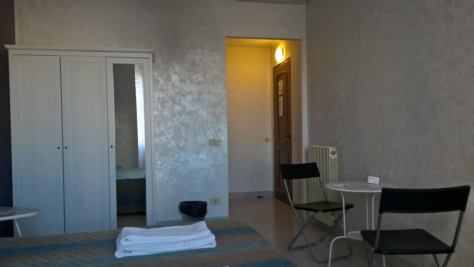 Gigi Holiday Rooms Rome Bagian luar foto